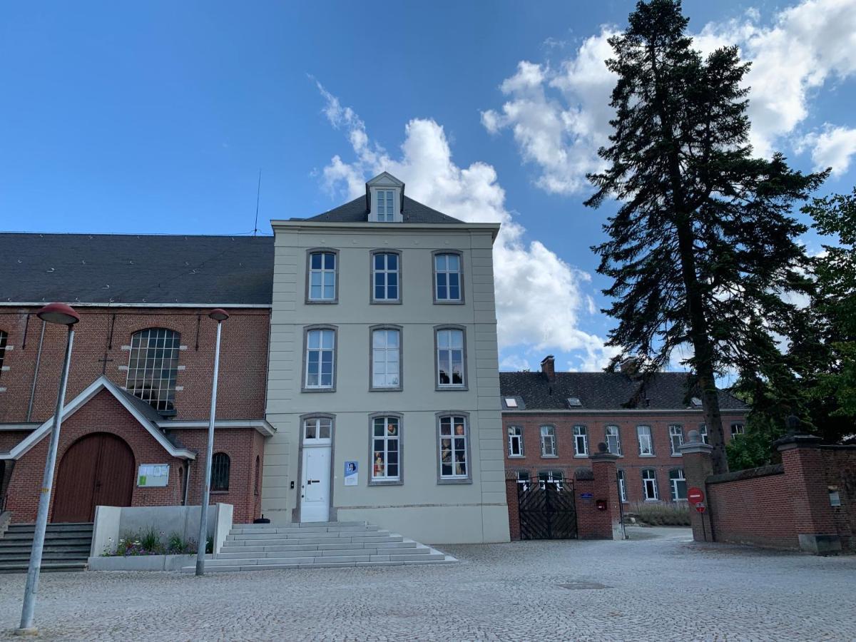 De Lotuspoort Met Mihr'S B&B In De Abdij Van Bornem Exterior photo