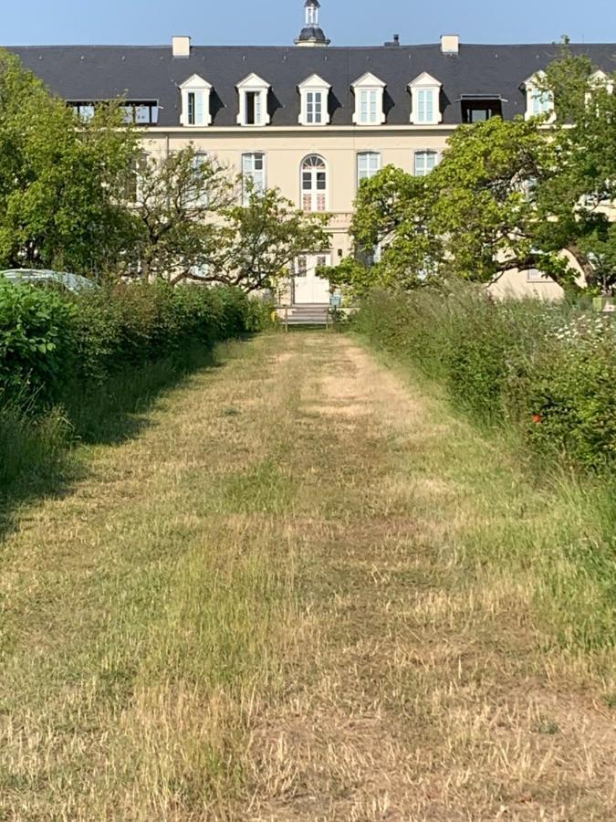 De Lotuspoort Met Mihr'S B&B In De Abdij Van Bornem Exterior photo